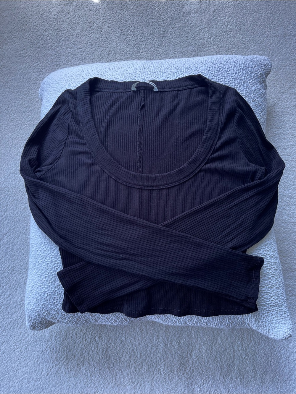 Reformation Paige Ribbed Top - Picture 5 of 8